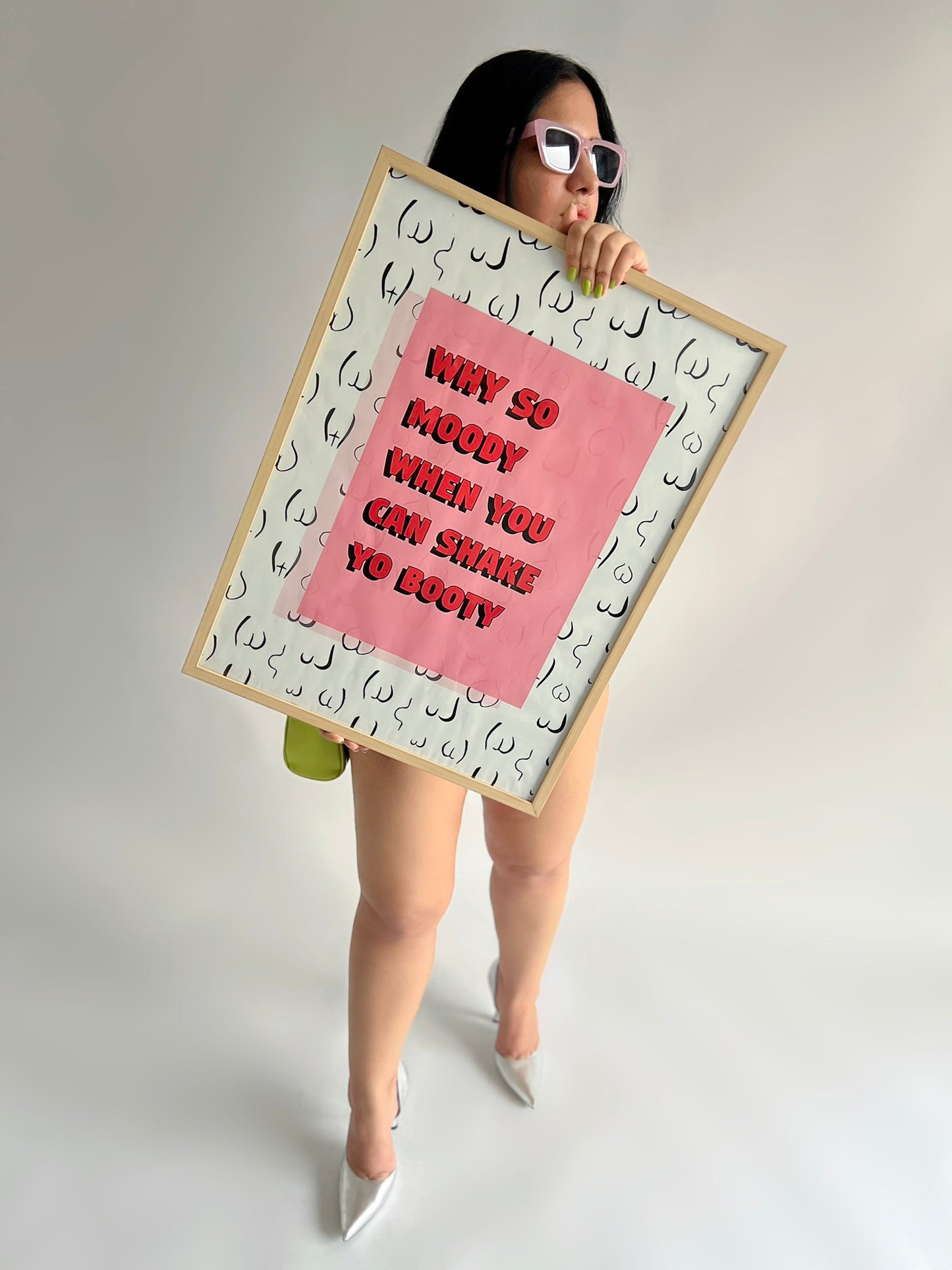 SHAKE YO BOOTY